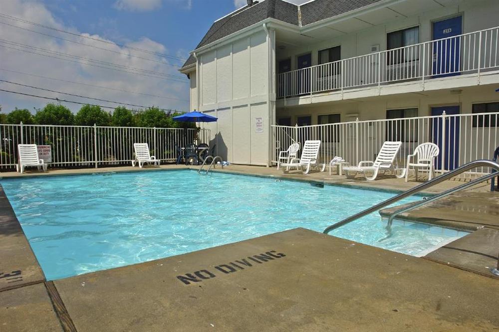 Motel 6 Milwaukee West - 布鲁克菲尔德 设施 照片